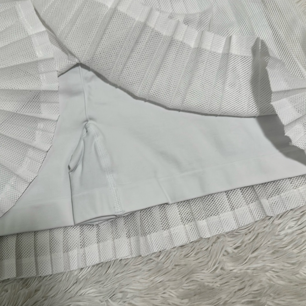 🌴 NWT FP Movement by Free People Pleated Skort - Picture 4 of 6